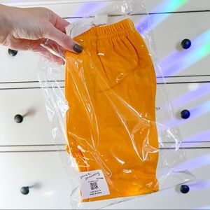 NWT June & January basic shorts Marigold - gender neutral